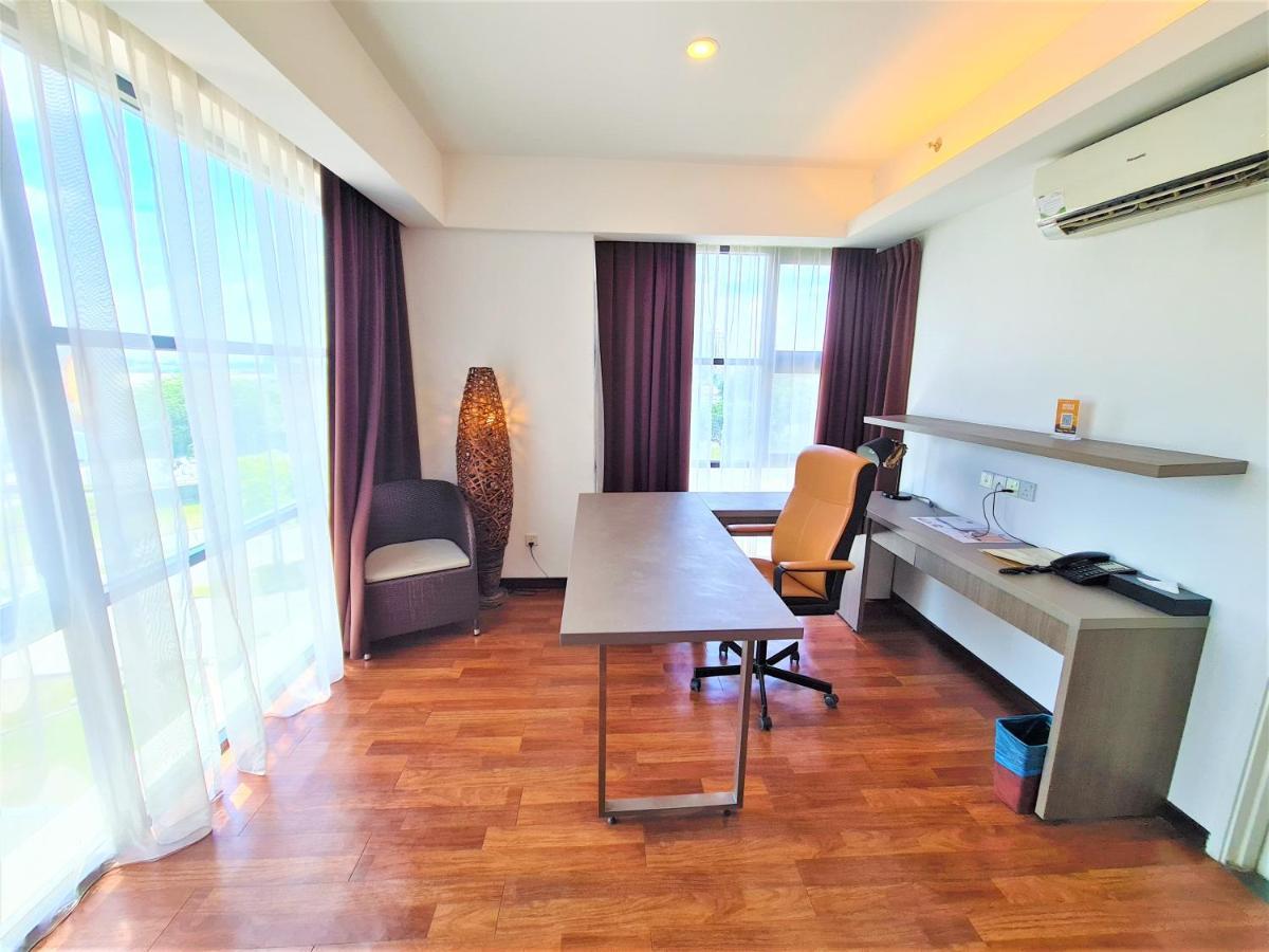 Nexus Business Suite Hotel Shah Alam Esterno foto