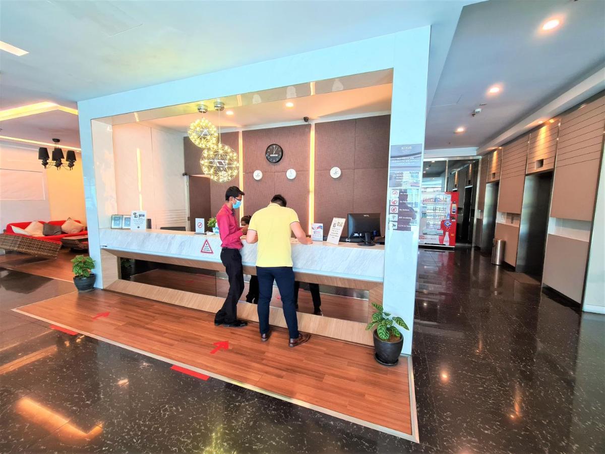 Nexus Business Suite Hotel Shah Alam Esterno foto
