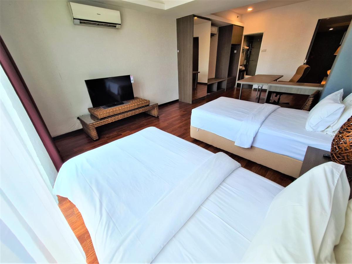 Nexus Business Suite Hotel Shah Alam Esterno foto