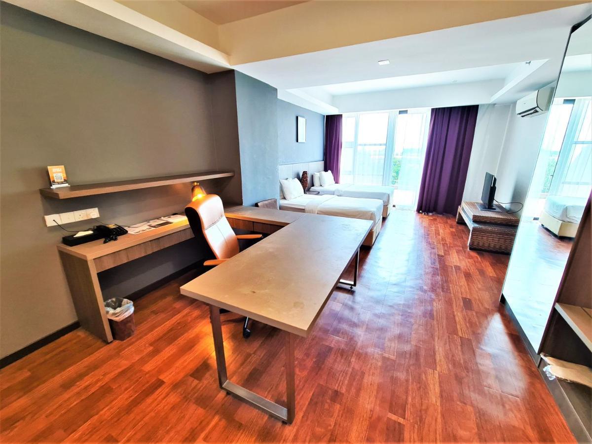 Nexus Business Suite Hotel Shah Alam Esterno foto