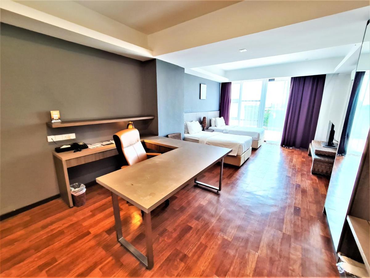 Nexus Business Suite Hotel Shah Alam Esterno foto