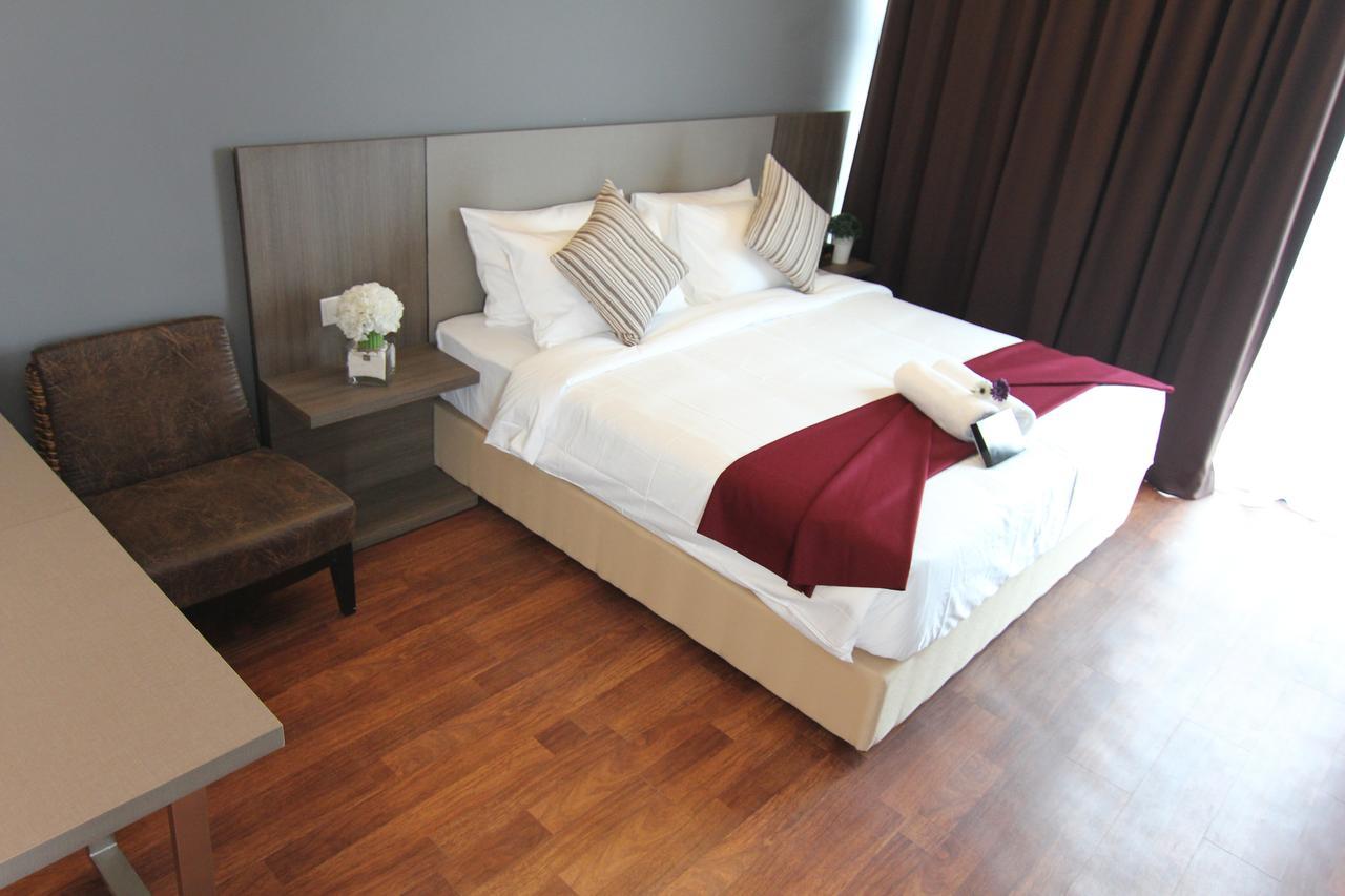 Nexus Business Suite Hotel Shah Alam Esterno foto
